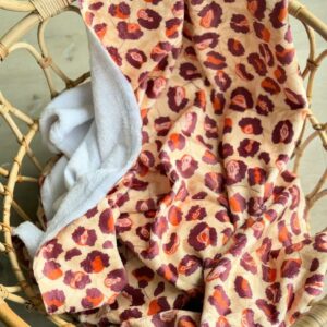 Plaid fÔve motif Léopard Vulve